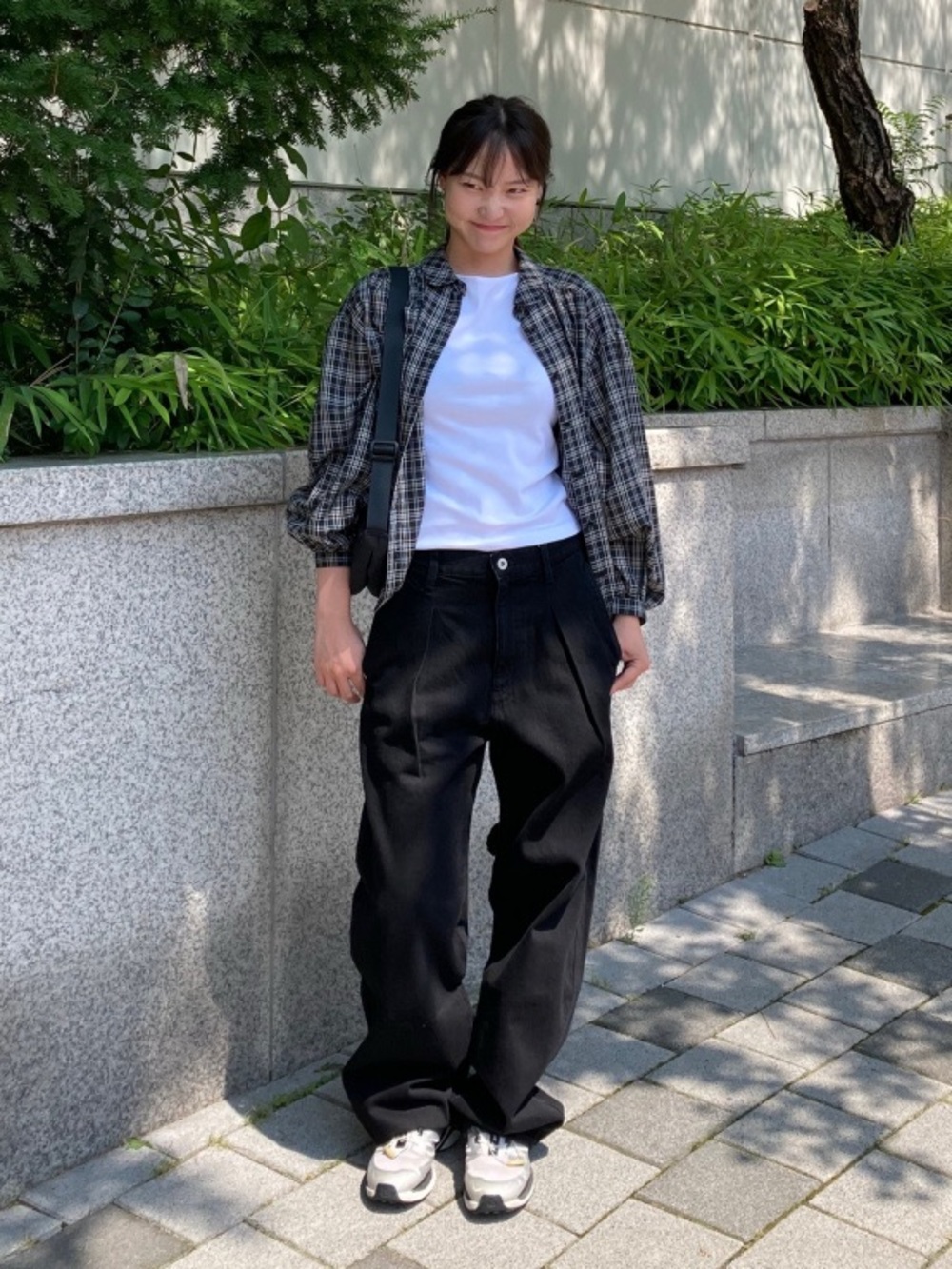 Uniqlo Black Wide-Leg High-Rise Jeans